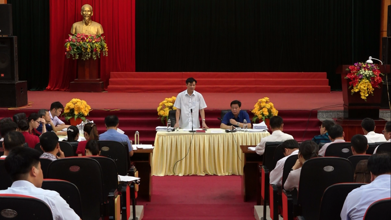Đồng chí La Văn Nam, Chủ tịch UBND, Chủ tịch Hội đồng thẩm định phát biểu chỉ đạo